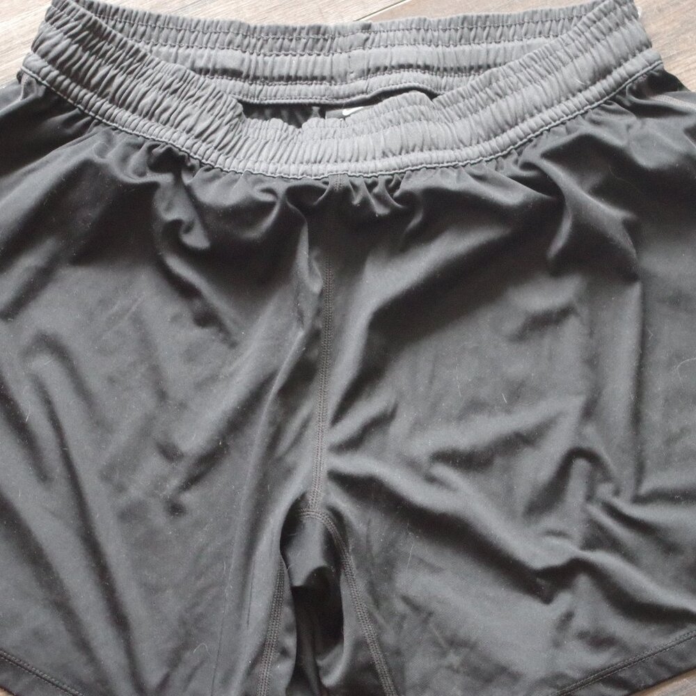 Niki Dry Fit Black Women Shorts